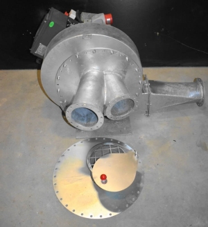 Two air intakes to choose from