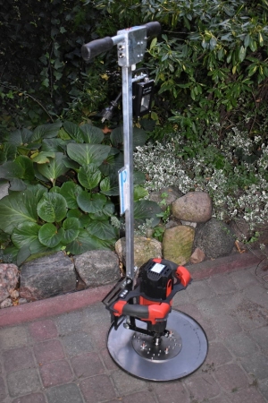 1   -  100-440 obr/min
 2  -  200-780 obr/min
 1800 W/230V